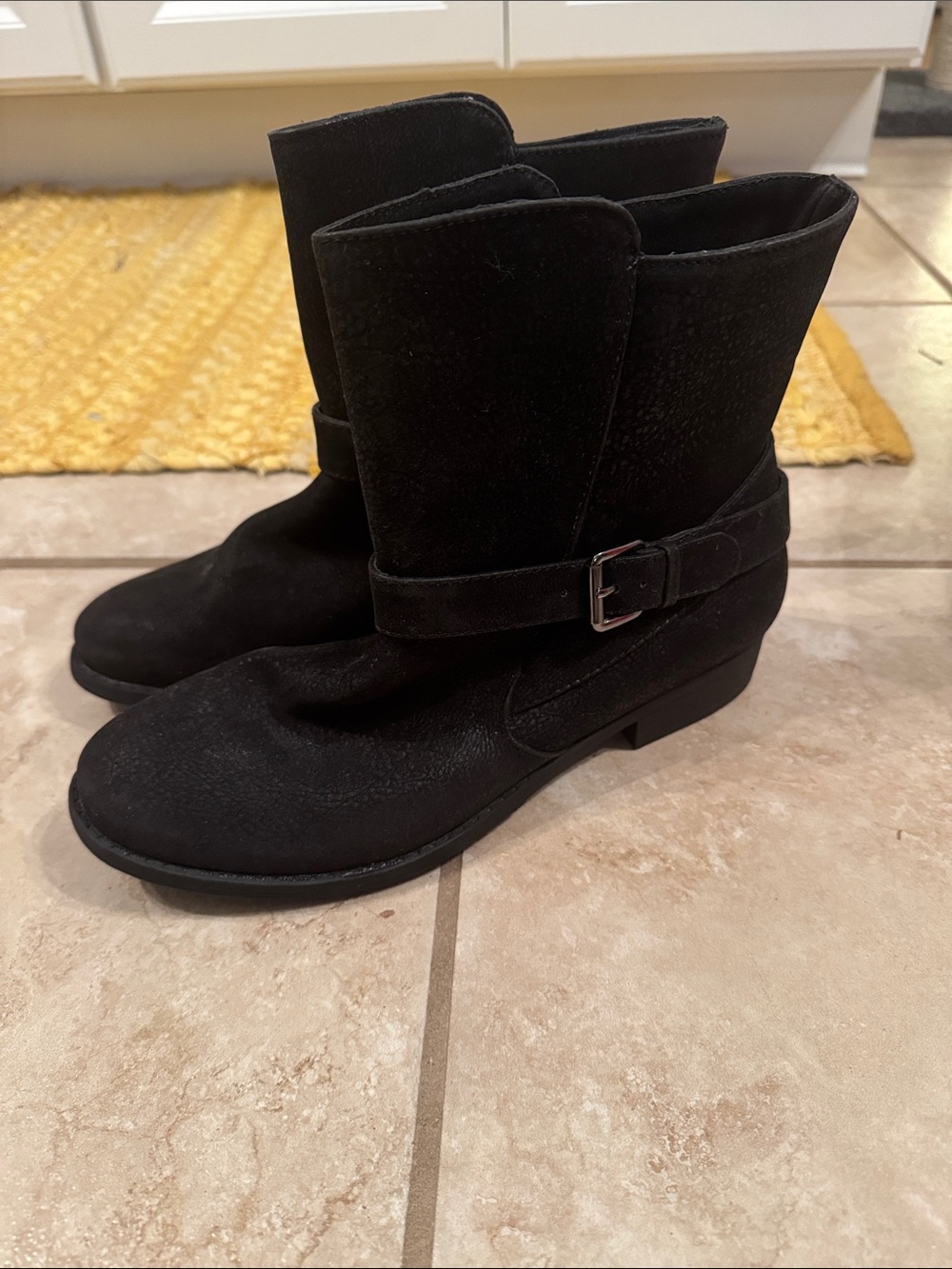 Black Suede Boots Nicole "Barlow" Ankle Boots
